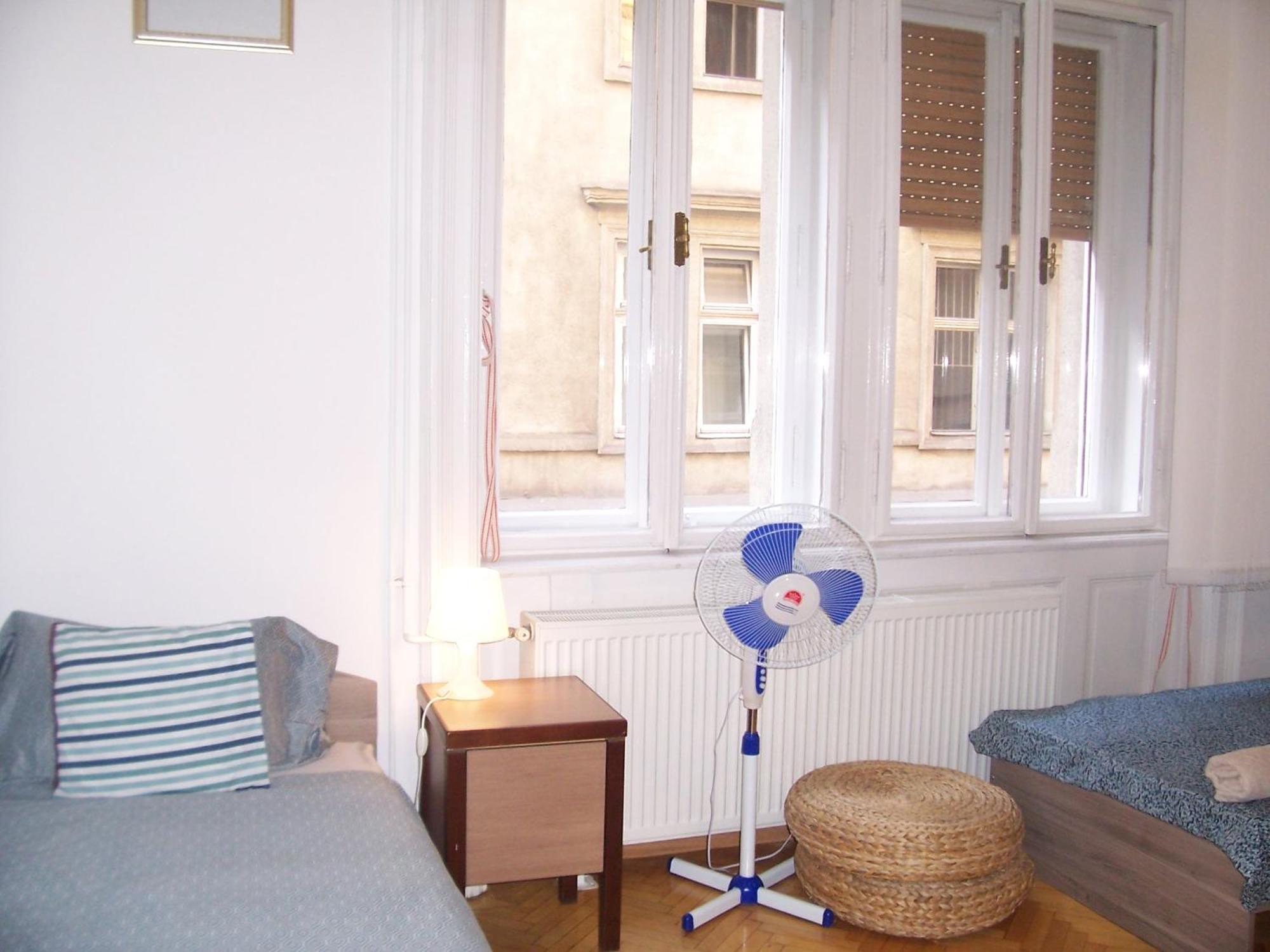 Universal Apartment Budapest Extérieur photo